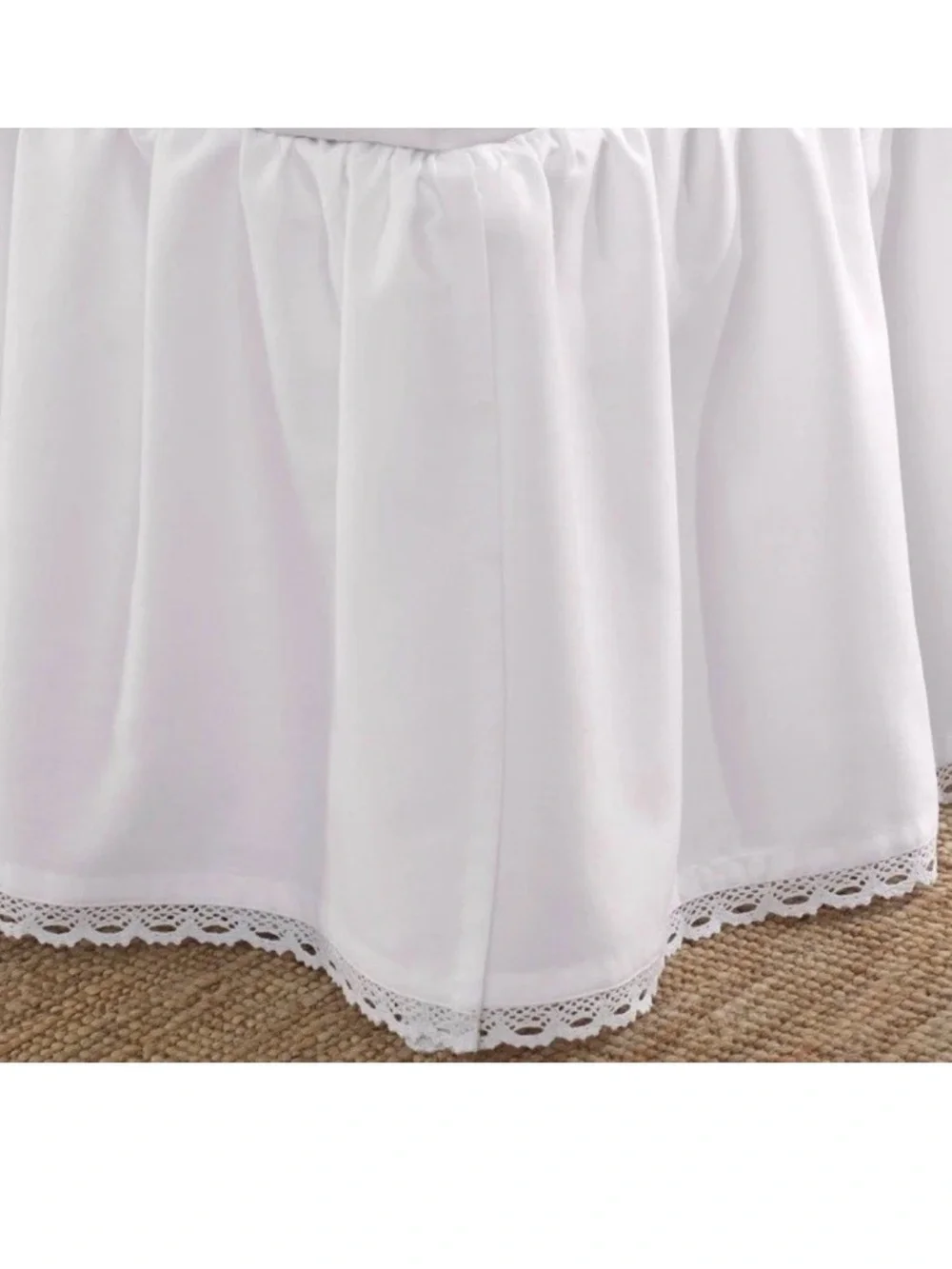 TAILORED Laura Ashley FULL Crochet Ruffle White Bedskirt ~ NEW